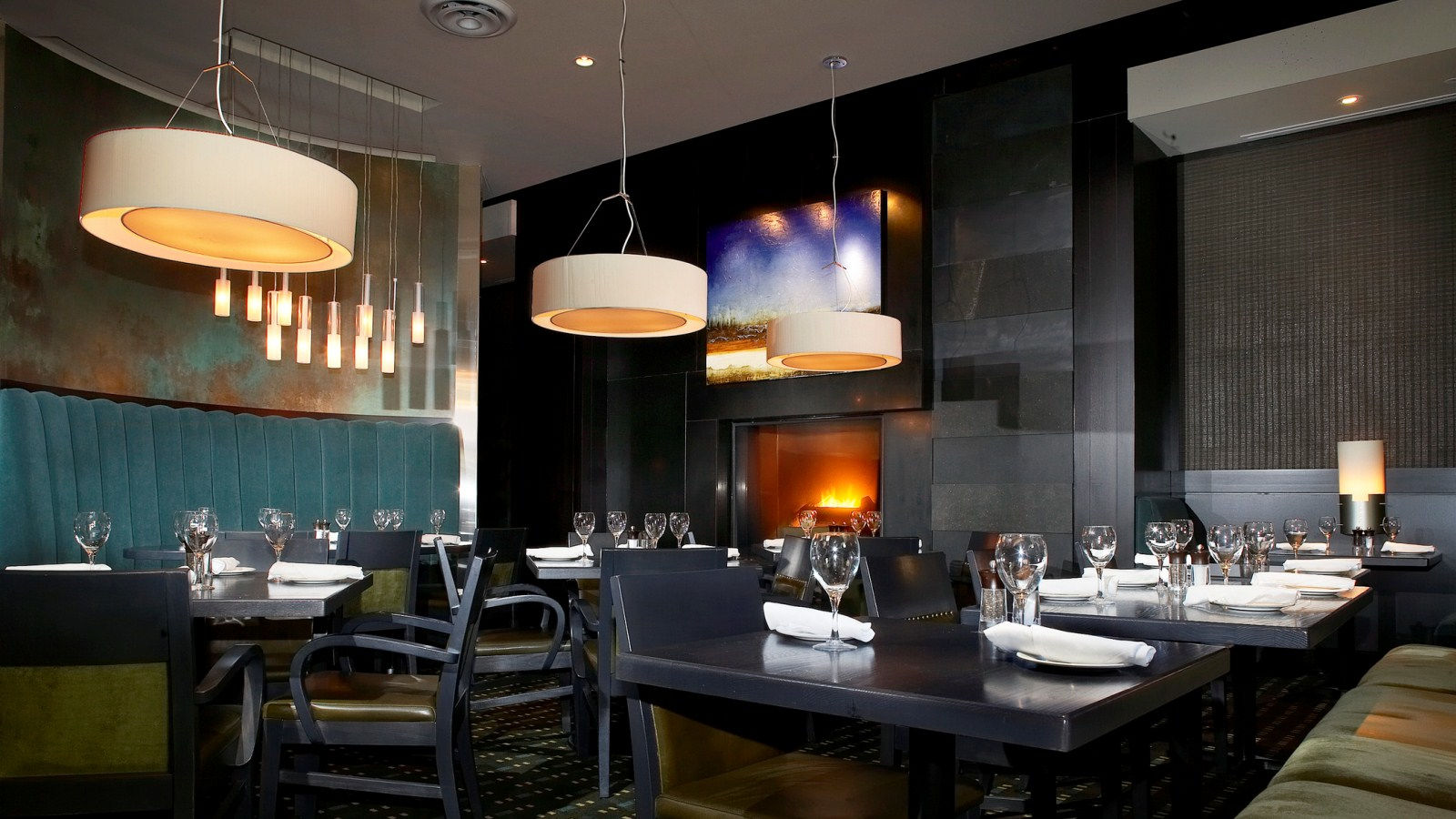 Calgary Restaurants The Keg at the Westin Calgary Hotel